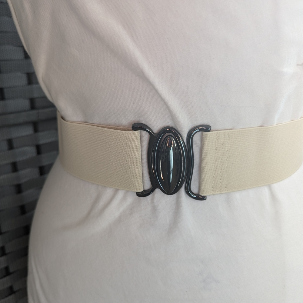 Cream Belt with Gunmetal Buckle